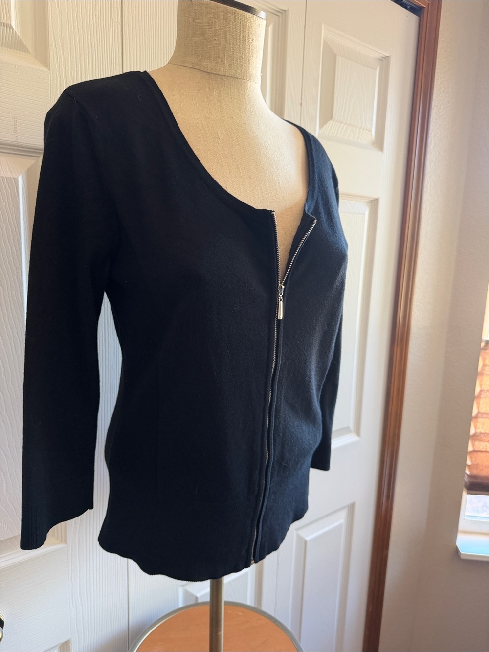 Premise Studio Black Knit Zip Up Cardigan with Silver Zipper-SZ Large